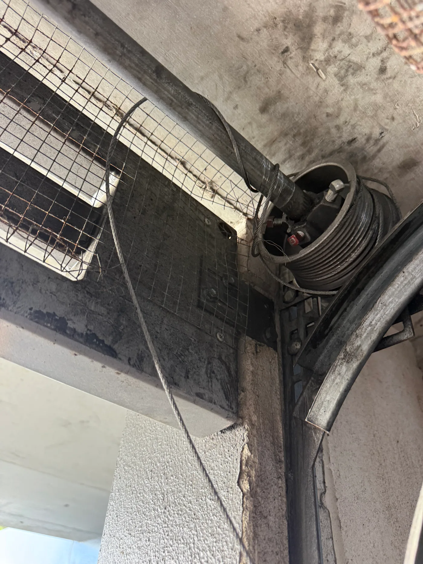 Incorrectly wound cable drum — common cause of cable failure