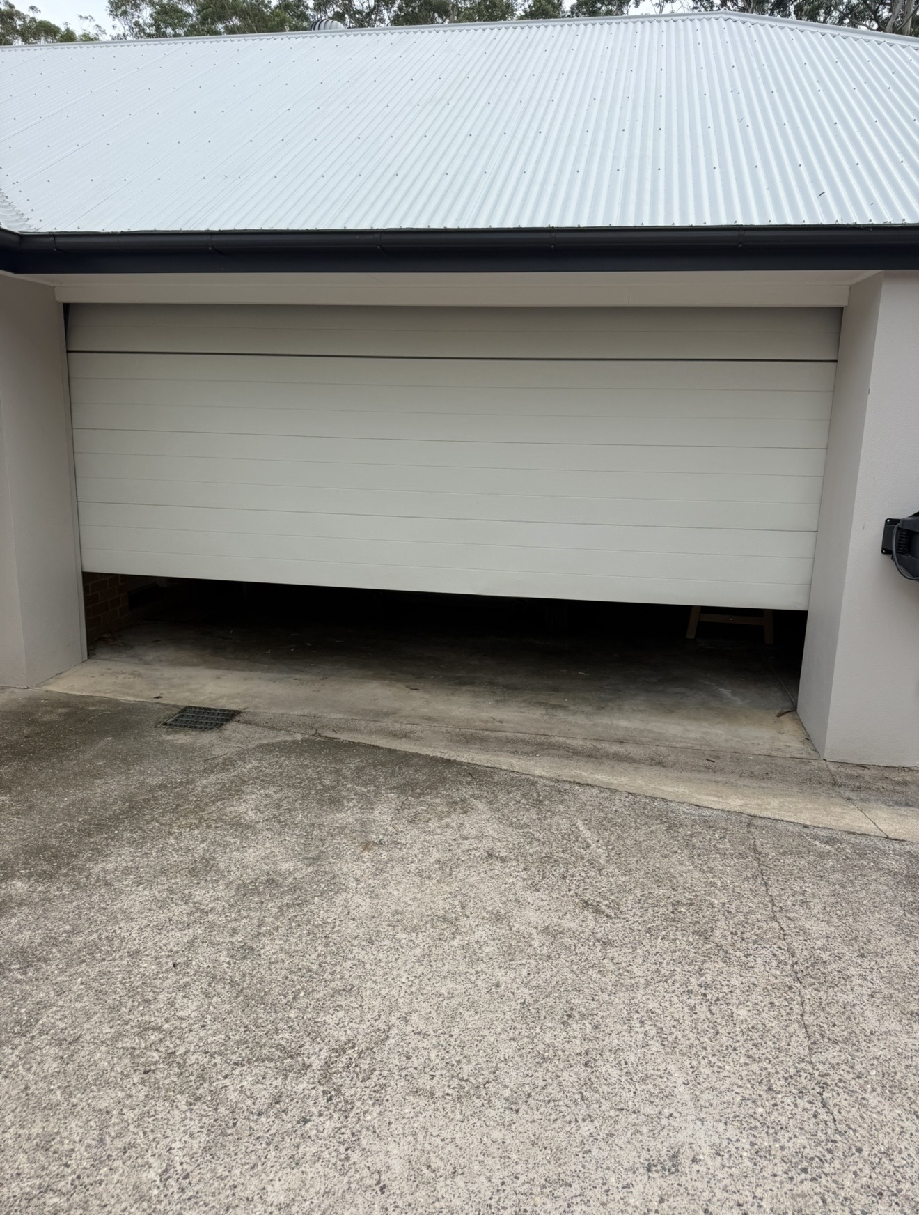 Broken garage door spring replacement Gold Coast - Fortex Door Services
