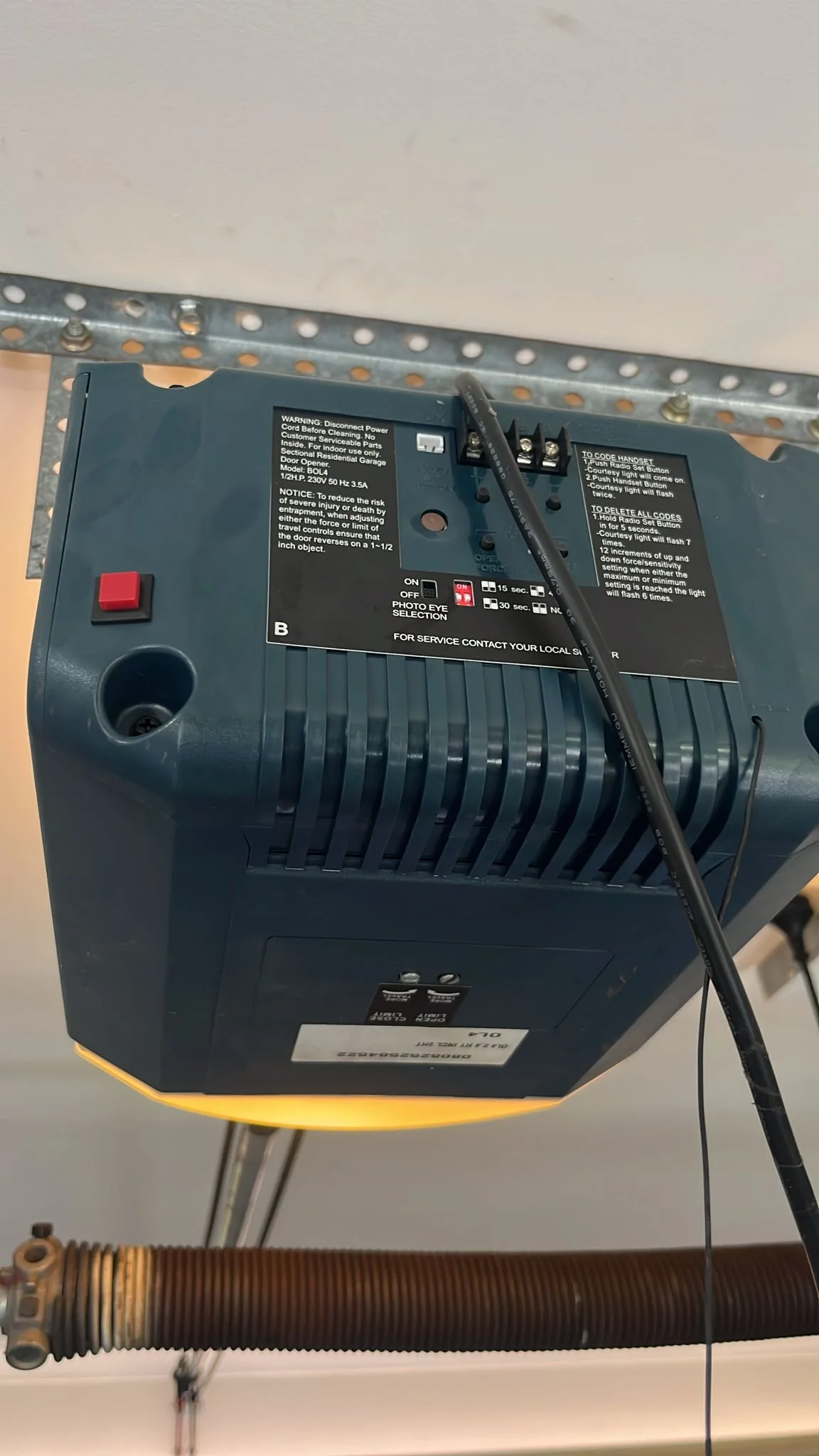Old B&D garage door motor control panel — unit due for replacement